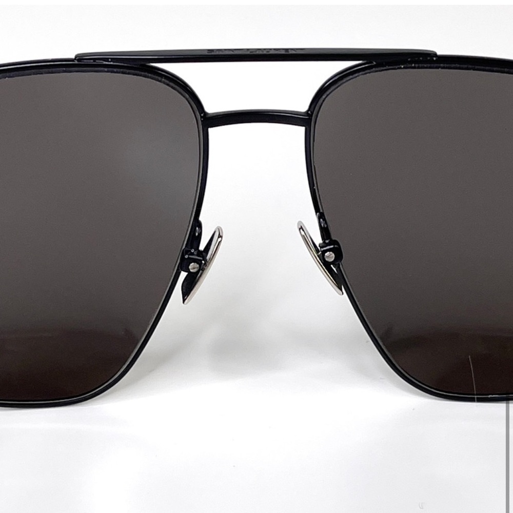 SAINT LAURENT Classic Aviator Sunglasses NEW 60mm Black Polarized - Picture 7 of 14